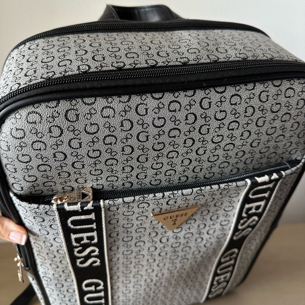 Guess Gray Monogram Laptop Backpack - image 5